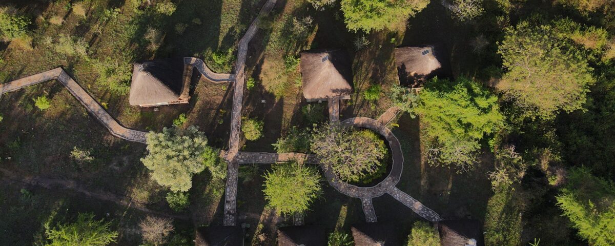Which Lodges Offer Nile River Views?