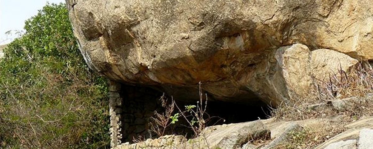 Visit Nyero Rock Paintings in Kumi